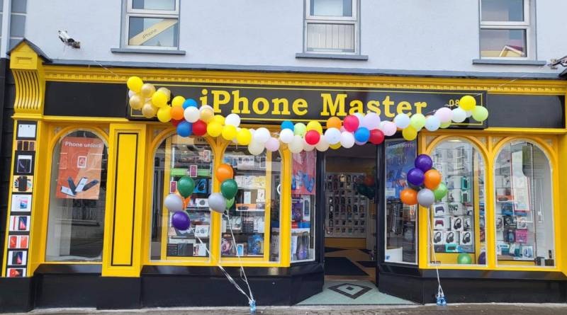 iPhone Master Loughrea Christmas Club is Now Open