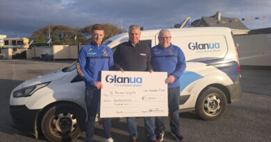 Glanua donates to Loughrea and Cappataggle Hurling Clubs ahead of Sunday's County Senior Hurling Final